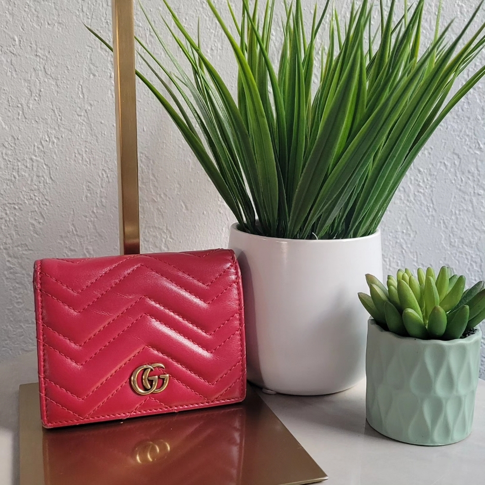 Authentic Gucci Marmont GG BiFold Wallet